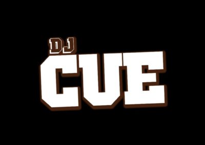 DJ The CUE au bar de La Seiche. Sevrier, lac d'Annecy