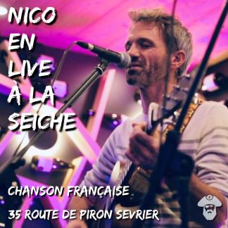 Nico en live à La Seiche (Sevrier). chanson française